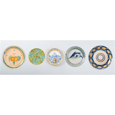 MANIFATTURA SICILIANA DEL XX SECOLO, Cinque piatti