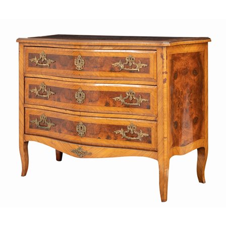 MANIFATTURA FRANCESE DEL XIX SECOLO, Cassettone