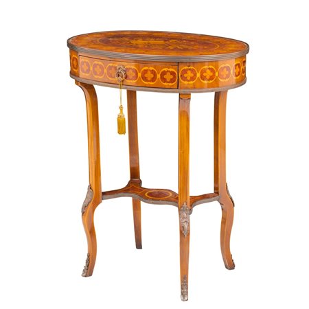 MANIFATTURA FRANCESE DEL XX SECOLO, Tavolino