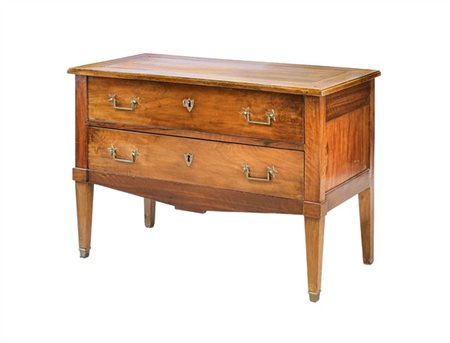 Cassettone in ciliegio con fronte a due cassetti e gambe rastremate. Secolo XIX