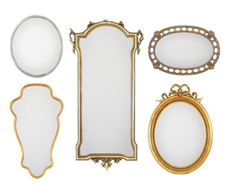 Lotto di cinque diverse specchiere di cui una in legno dorato con cornice trafo