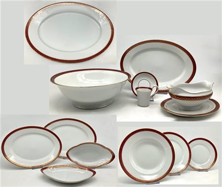 Manifattura Richard Ginori, inizio secolo XX. Parte di servizio in porcellana b