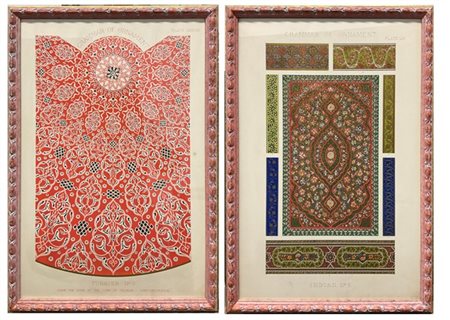 Coppia di litografie a colori raffiguranti motivi decorativi per pareti ed arre