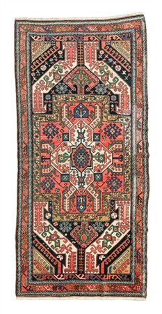 Tappeto galleria Kasim Ushag, Karabagh, Caucaso, inizio secolo XX. Decoro con m