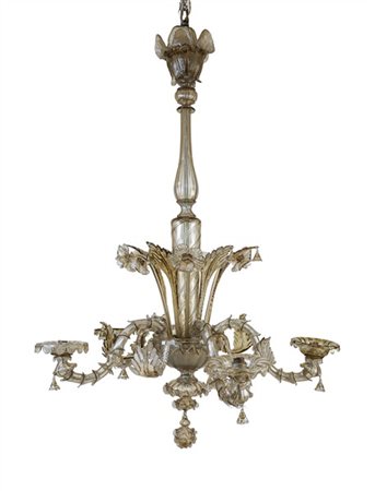 Manifattura di Murano. Lampadario in vetro ambrato a cinque luci, decori a fogl