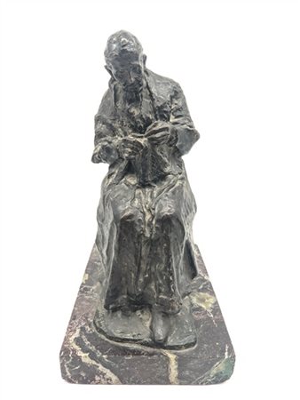 G. Pellegrino

"Filatrice" 
scultura in bronzo (cm 30x20x11) poggiante su base