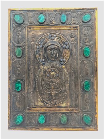 Pannello rivestito in metallo sbalzato e argentato raffigurante la Madonna Nico