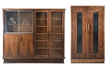 Lotto composto da mobile libreria in legno a quattro sportelli di cui due a vet