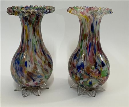 Manifattura di Murano Coppia di vasi in vetro soffiato trasparente riccamente de