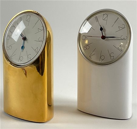 Richard Sapper Due orologi da tavolo modello "Tantalo". Produzione Artemide, Mil