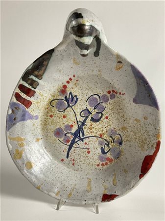 Salvatore Cipolla Piatto centrotavola. 2003. Terracotta smaltata bianca e decora