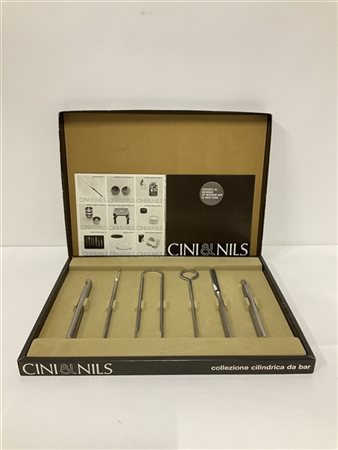 Studio OPI Collezione cilindrica da bar. Produzione Cini & Nils, Italia, 1969. A