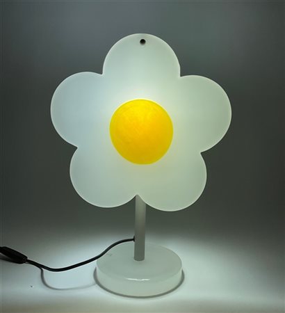 Paf Studio Lampada da tavolo modello "Fiore". Murano, anni '80. Diffusore in vet