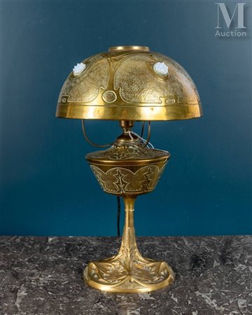 Georges LELEU (1883-1961) "Chardons" Lampe de bureau à pétrole en laiton et...