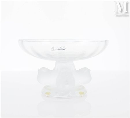 LALIQUE France Coupe "Nogent" Coupe vide-poches en cristal godronné reposant...