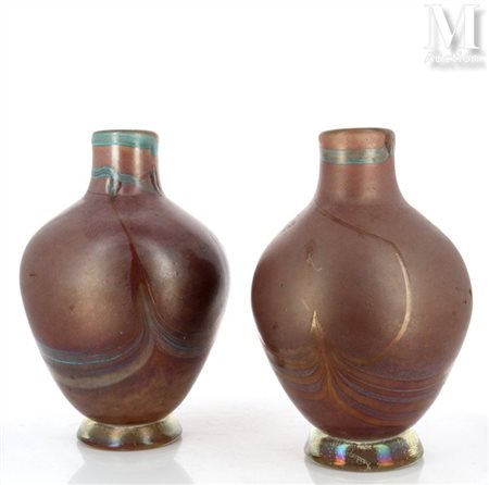 Jean-Luc GAMBIER (1948) à Èze Paire de vases ovoïdes, 1989 Verre soufflé brun...