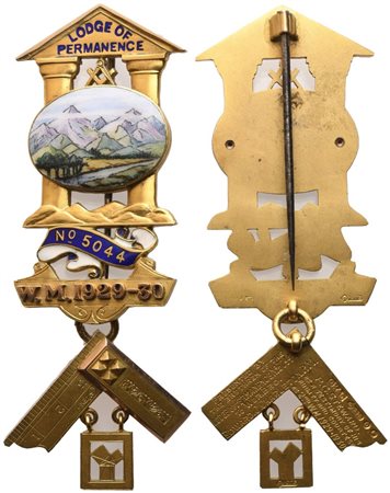  
Spilla "Lodge Of Permanence" N° 5044 - W. M. 1929-30, AU E Smalti (31 x 80 mm) 
 