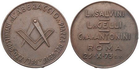  
Medaglia Palazzo Giustiniani "L'Abbraccio" Piazza Del Gesù, L. Salvini - L. Gelli - G. A. Antonini Roma 25.X.73 E. V. (50,1 mm) 
 