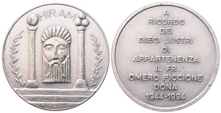  
Medaglia "Hiram", A Ricordo Dei Dieci Lustri Di Appartenenza Il Fr. Omero Piccione Dona 1944 - 1994 (35 mm) 
 