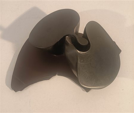 BENEVELLI GIACOMO Reggio Emilia (Re) 1925 Volumi 1972 resina...