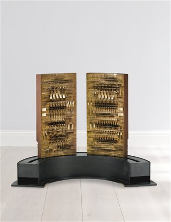 ARNALDO POMODORO N. 1926 PORTA D'EUROPA bronze, two elements. Executed in...