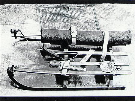 BEUYS JOSEPH Kleve 1921 - Dusseldorf 1986Senza titolofotografia in bianco e...