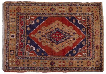 ANATOLIA Turchia centrale (Reg. Anatolia)Di vecchia manifattura.Cm. 152x108,...