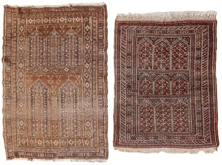 MAURI AfghanistanDue esemplari di vecchia manifattura.Cm. 135x93, mq.1,25 e...