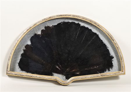 VENTAGLIO IN PIUME DI STRUZZO - OSTRICH-FEATHER FAN inizio del XX secolo -...