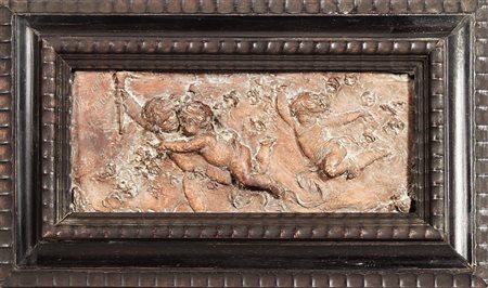 BASSORIELIEVO IN TERRACOTTA - TERRACOTTA LOW-RELIEF raffigurante puttini,...