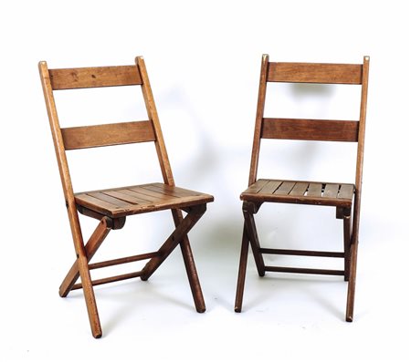 COPPIA DI SEDIE PIEGHEVOLI IN ROVERE - PAIR OF OAK FOLDING CHAIRS