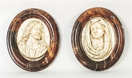 COPPIA DI ALTORILIEVI IN MARMO - PAIR OF MARBLE HIGH-RELIEVES Roma, XVII...