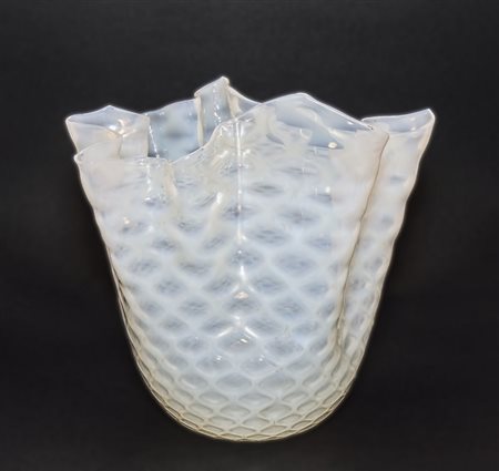 VASO A FAZZOLETTO IN VETRO SOFFIATO - BLOWN GLASS VASE Fulvio Bianconi per...
