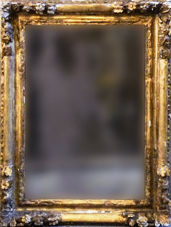 SPECCHIERA IN LEGNO INTAGLIATO E DORATO - GILTWOOD MIRROR Piemonte, XVIII...