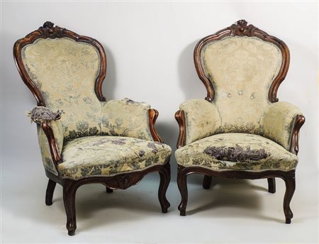 COPPIA DI POLTRONE IN NOCE - PAIR OF WALNUT ARMCHAIRS metà del XIX secolo -...