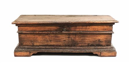 PICCOLA CASSAPANCA IN NOCE - WALNUT CHEST fine del XVIII secolo - late 18th...