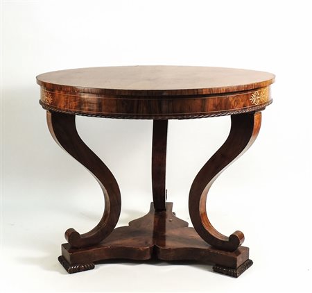 TAVOLO ROTONDO IMPIALLACCIATO IN NOCE E PIUMA DI NOCE - WALNUT VENEERED ROUND...