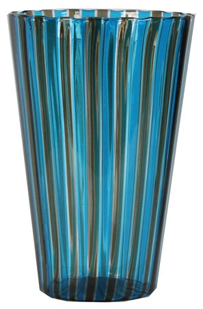 VENINI Vaso a canne, (1970) vaso a canne in vetro azzurro e fumè, h. cm. 29,...