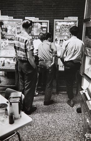DENNIS STOCK (1928 - 2010) Giovani anni '70 stampa ai sali d'argento, vintage...