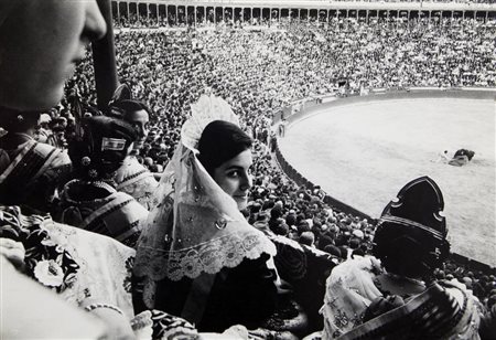ROBERT LEBECK (1929) Corrida, Valencia Spagna 1964 stampa ai sali d’argento,...