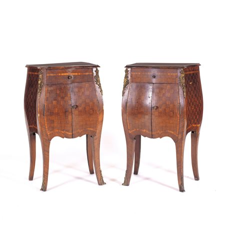 MOBILE DEL XIX SECOLO COPPIA DI MOBILETTI INTARSIATI A MARQUETERIE, XIX...