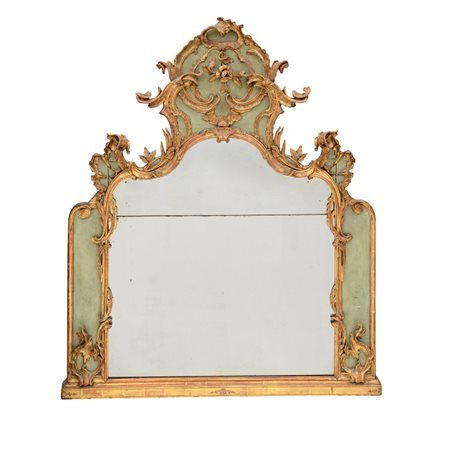 MOBILE DEL XVIII SECOLO CAMINIERA IN LEGNO SCOLPITO, DIPINTO E DORATO,...