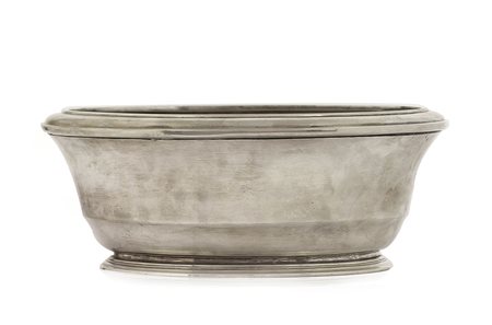 ARGENTI RECENTI CENTROTAVOLA IN ARGENTO, GENAZZI MILANO, ANNI '70, ovale con...