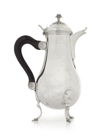 ARGENTI D'EPOCA CAFFETTIERA IN ARGENTO, FINE XVIII SECOLO, piriforme liscia...