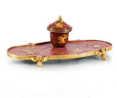 OGGETTISTICA VARIA CALAMAIO IN METALLO DORATO DIPINTO A CINESERIE, XIX...