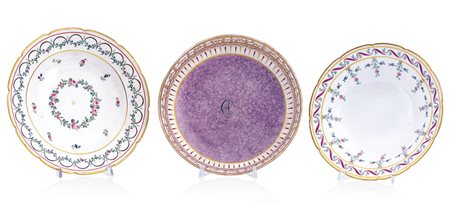 NAPOLI TRE PIATTI IN PORCELLANA, REAL FABBRICA FERDINANDEA, NAPOLI,...