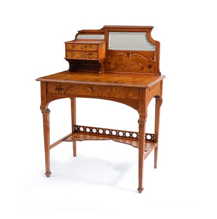 GALLE' RARO BUREAU DE DAME INTARSIATO IN LEGNI VARI, GALLE', 1885 CA., fronte...