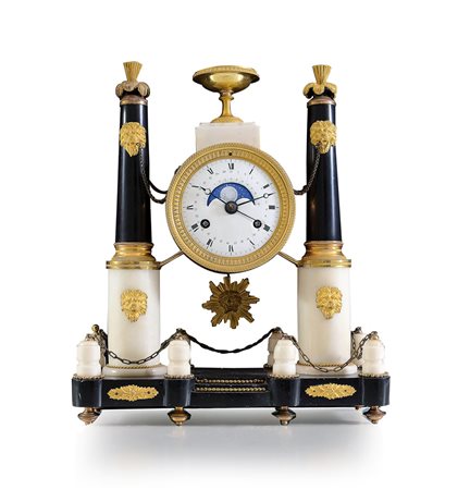 CHOUTEAU RENÉ NICOLAS Parigi, ultimo quarto XVIII secoloPENDOLA IN MARMO...