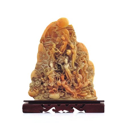 ARTE ORIENTALE SCULTURA IN PIETRA SAPONARIA, CINA, XIX SECOLO, raffigurante...