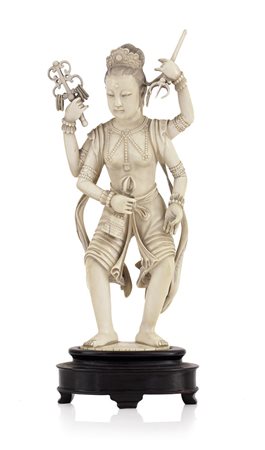 AVORIO SCULTURA IN AVORIO, INDIA, INIZIO XX SECOLO, raffigurante divinità su...